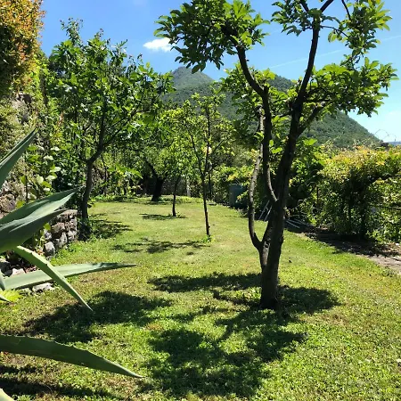 Eden Sul Lago Di Como 펜션 *